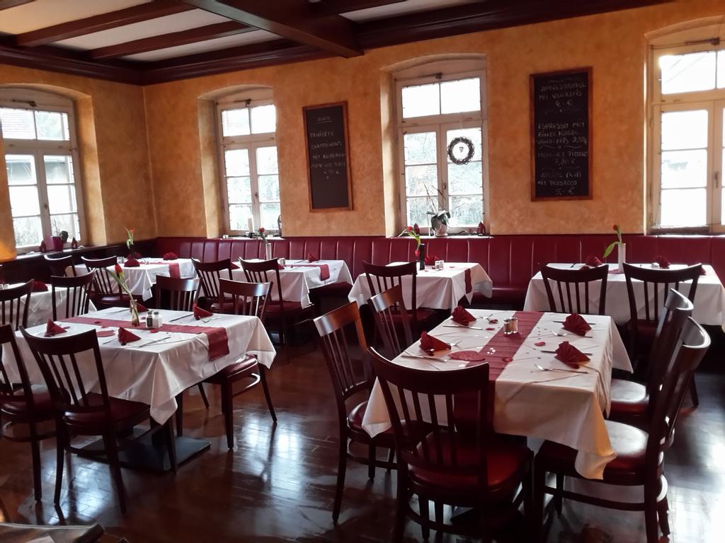 Hotel Zum Schwanen Leimen  Ngoại thất bức ảnh